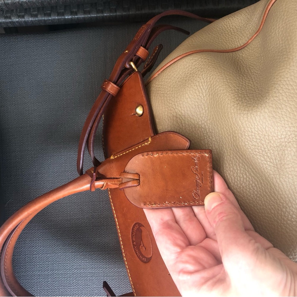 Dooney & Bourke Taupe and Brown Panama Wilson Satchel Vintage Bag - Picture 15 of 16